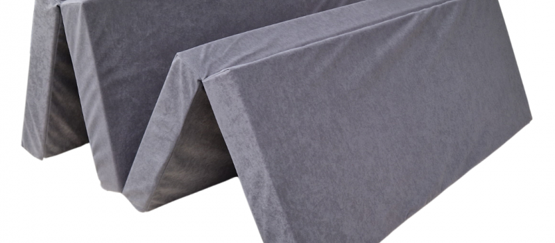 ¡KiTa.de distingue el colchón plegable de 200 × 140 × 8 cm de la marca Natalia Spzoo!